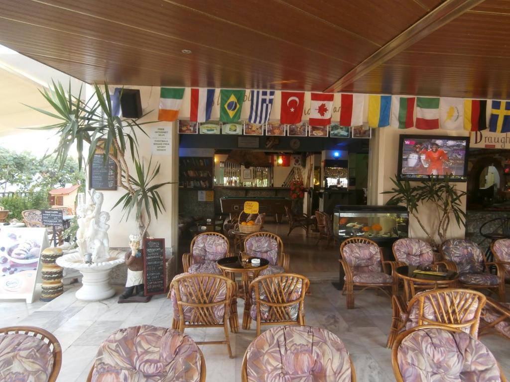 Harry'S Bar & Apartments 1 Ахарави Экстерьер фото